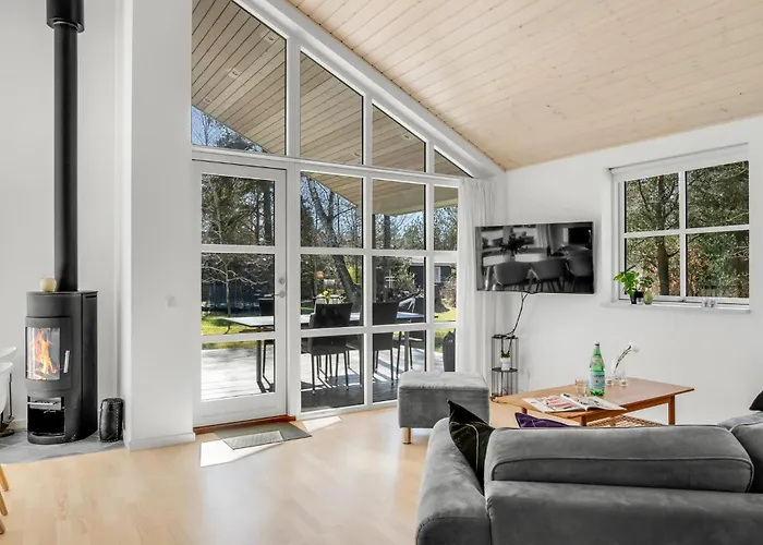 4 Bedroom Beautiful In Nykobing Sj *